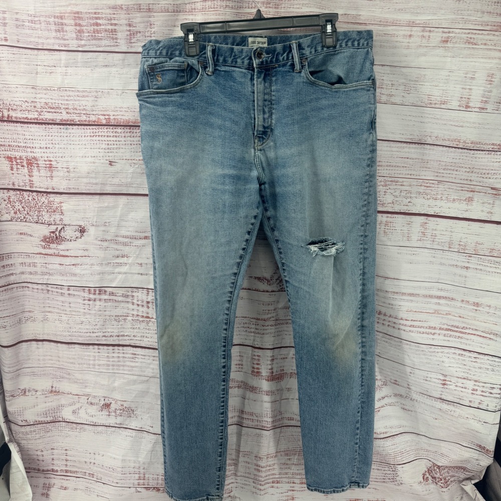Todd‎ Snyder Jeans Mens 36x34 Light Wash Distressed Slim Straight Denim